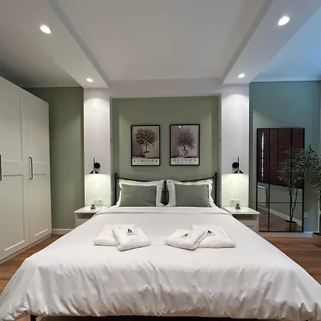 Remezzo 18 Spacious 2br In Center Quiet Full Amenities Szaloniki