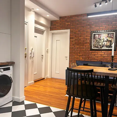 Remezzo 18 Spacious 2br In Center Quiet Full Amenities * Szaloniki