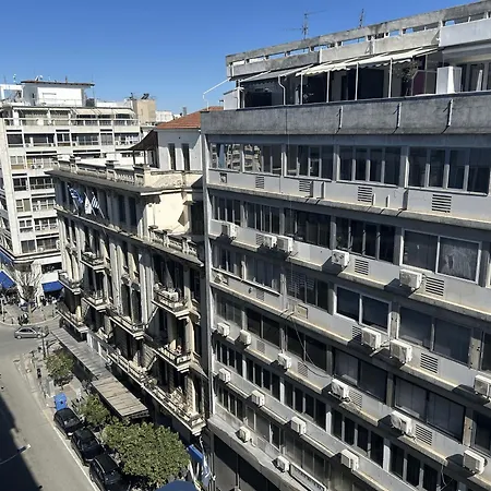 Remezzo 18 Spacious 2br In Center Quiet Full Amenities